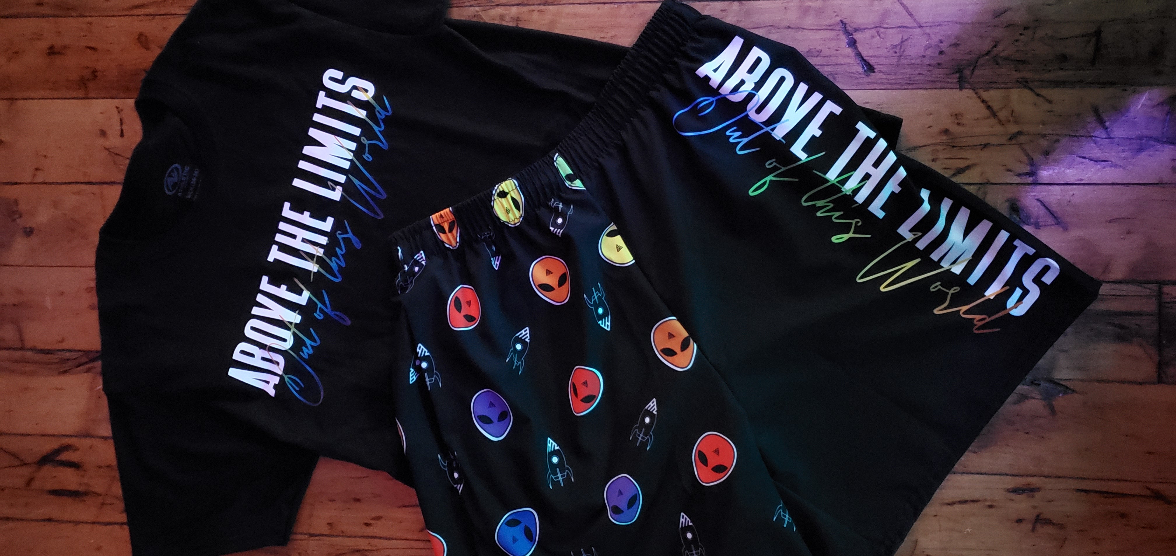 Out of This World Multicolor Short set